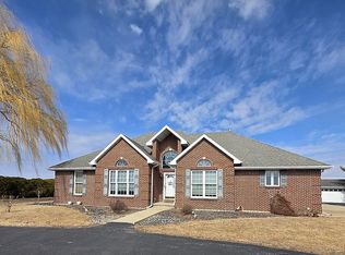 1411 N 36th Rd, Ottawa, IL