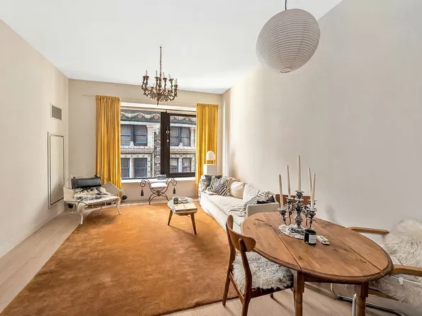 75 Wall St APT 19G, New York, NY 10005