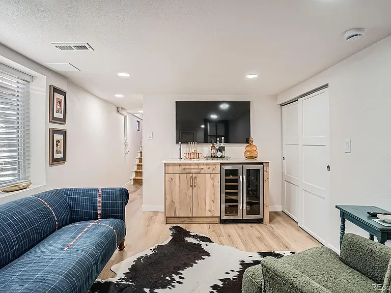 4935 Meade St — Photo 18
