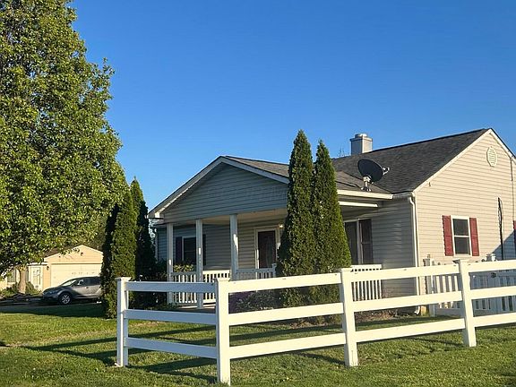 2nd image of 4519 Norton Ln