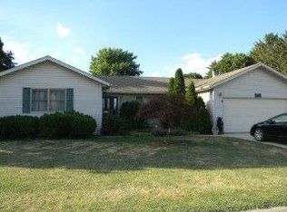 402 North St, Mazon, IL 60444