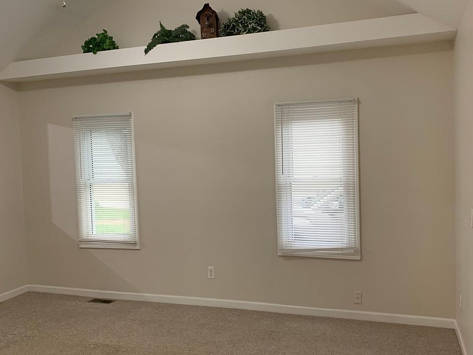 1st image of 64 Myrick Ave