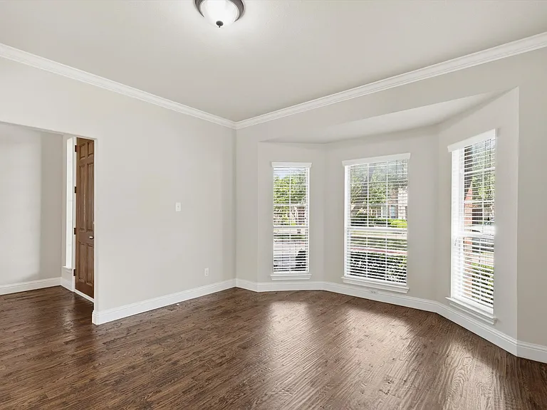 357 Spring Meadow Dr — Photo 11