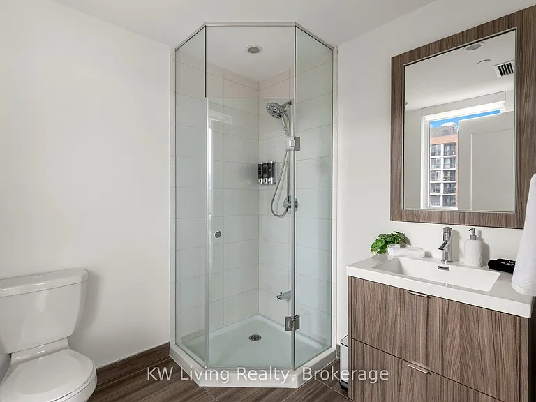 38 Cameron St #608 — Photo 34