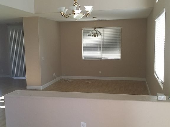 5th image of 8296 Crown Peak Ave