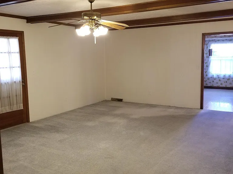 106 Chestnut Dr — Photo 14