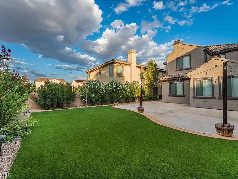 220 Via Mezza Luna Ct — Photo 39