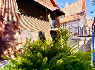 2310 S Oakley Ave, Chicago, IL 60608