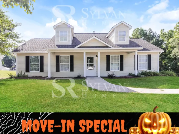 714 Knots Landing Dr, Clover, SC 29710