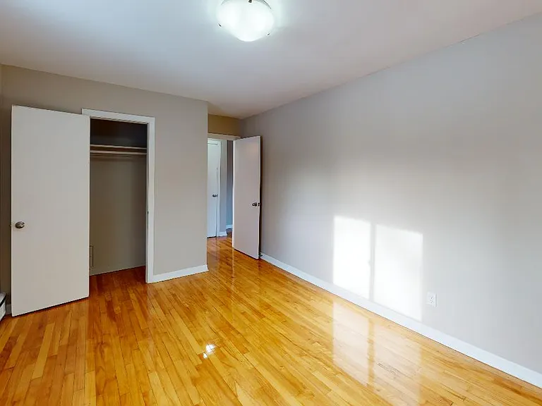 1196 Shillington Ave — Photo 49