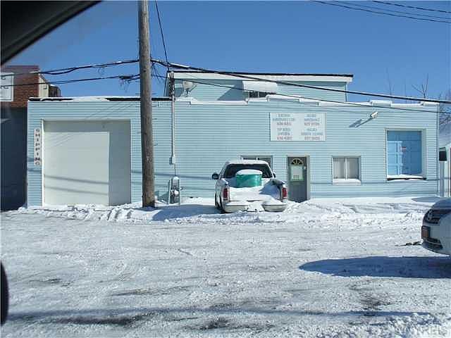 1st image of 27 Clyde Ave