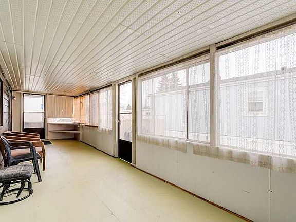 5th image of 6724 17th Ave SE #162