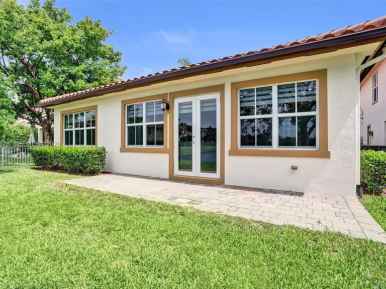 10340 Lake Vista Ct — Photo 18