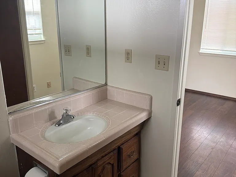 16 Middlefield Ln #A — Photo 11