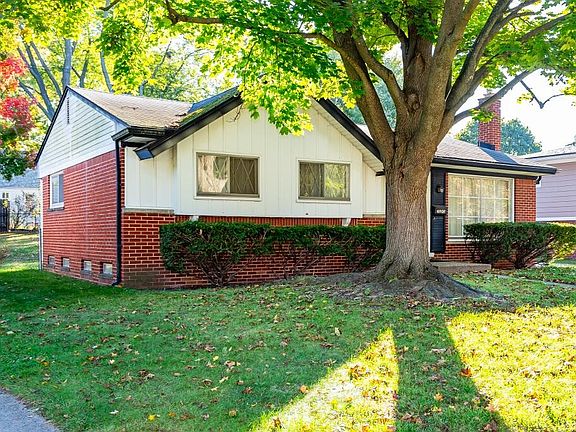 2nd image of 1243 Gault Dr