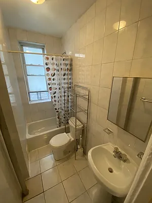 Rented by Nooklyn NYC LLC | media 9