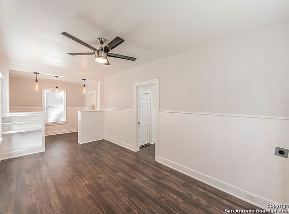 3rd image of 930 E Grayson St APT 3