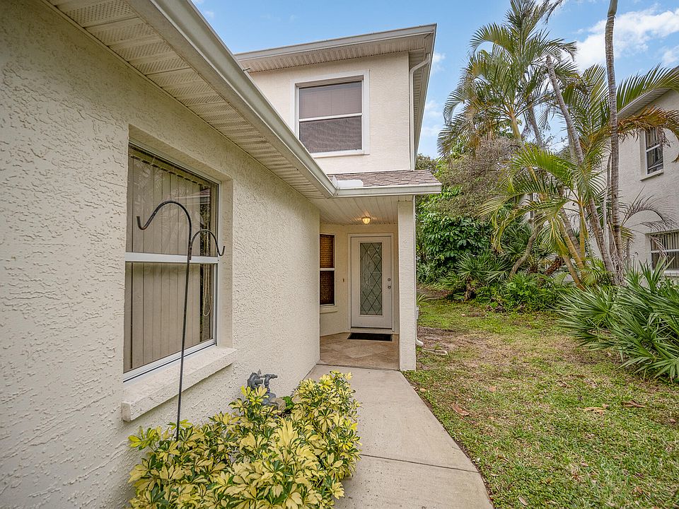 1st image of 816 Mimosa Pl