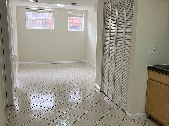 5th image of 219 T St NE APT T2