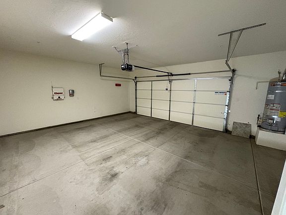 4th image of 3208 N Rova Ct