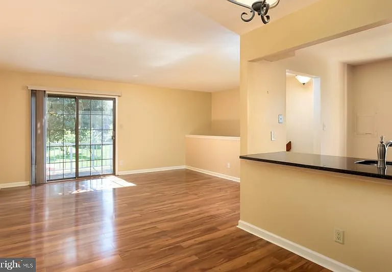 140B Bradford Ct #B — Photo 10