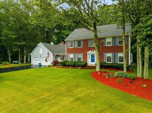 25 Arbor Way, Taunton, MA 02780
