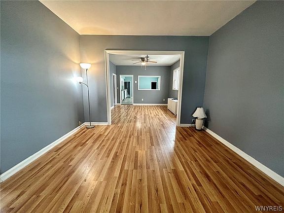 5th image of 107 Lakeview Ave