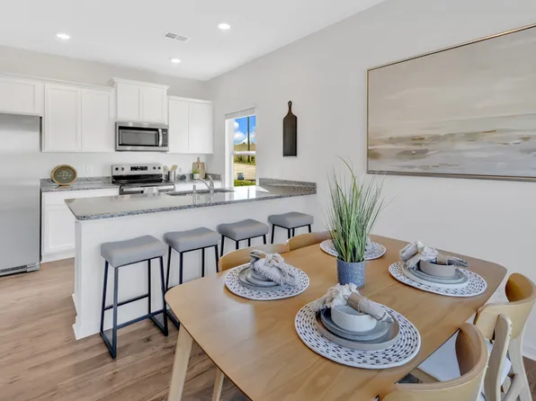 Homes Available Soon, Smoky Hollow