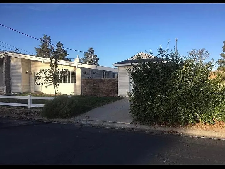 12103 Green Mountain St — Photo 1