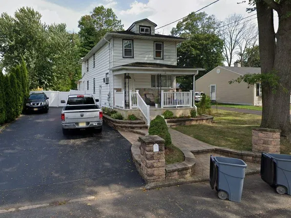 150 Louisiana Ave, Ewing, NJ 08638