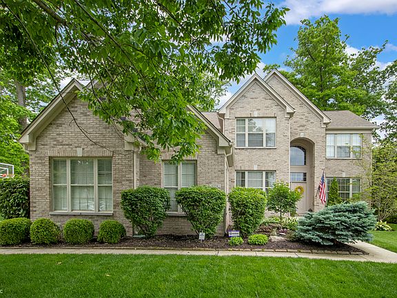 2nd image of 6556 Bainbridge Way