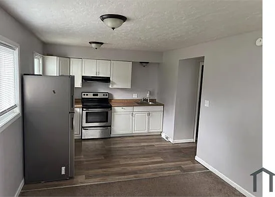 3 bed, 1100 sqft, $1,375 — Photo 3