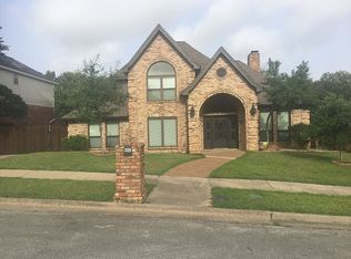 3129 Hurstview Dr, Hurst, TX 76054