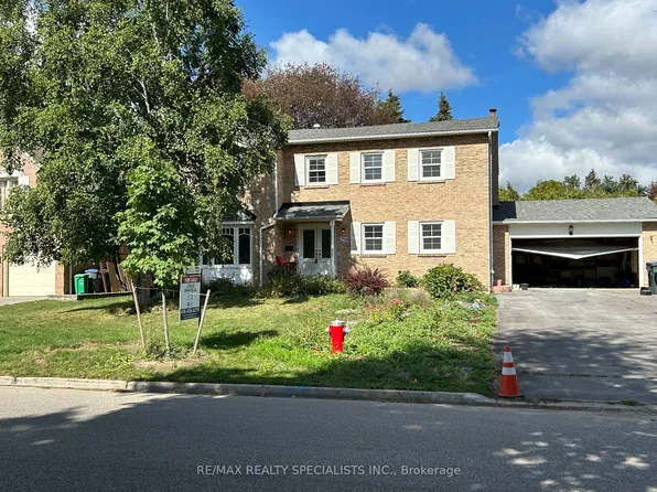 20 Lambeth St, Brampton, ON L6S 2P9