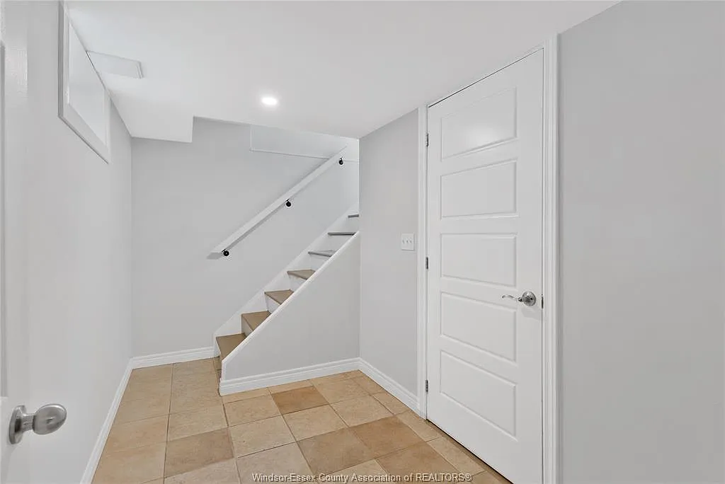1 bed, $1,200 — Photo 4