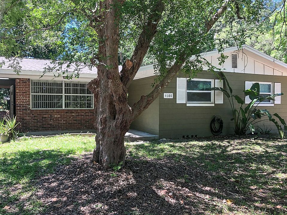 1st image of 4608 NE 20th Ct