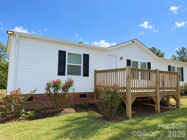 129 Titanium Dr #54, Statesville, NC 28625