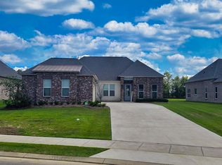 10323 Oak Colony Blvd, Baton Rouge, LA 70817