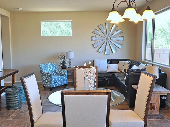 5th image of 240 E Imperial Ct #1
