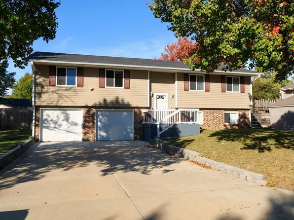 2525 Coronado Ct, Emporia, KS 66801