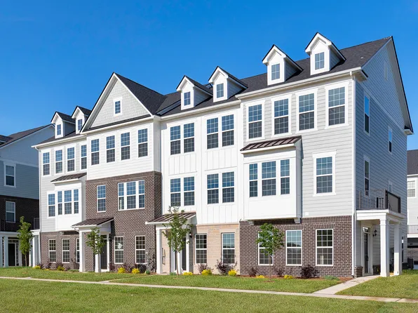 14554 Elsmere Ln, Carmel, IN 46074