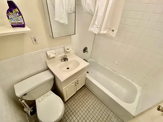 Rented by Realty Nerd | media 11