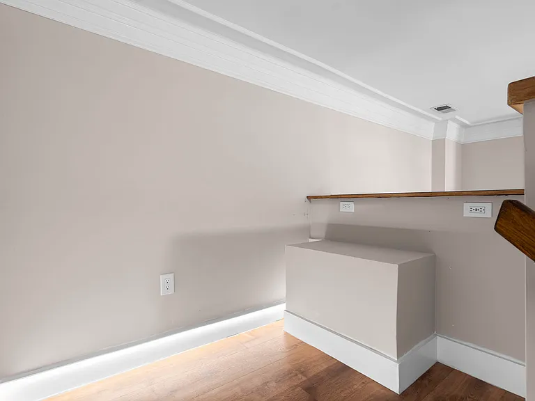 1326 Vermont Ave NW #4 — Photo 18