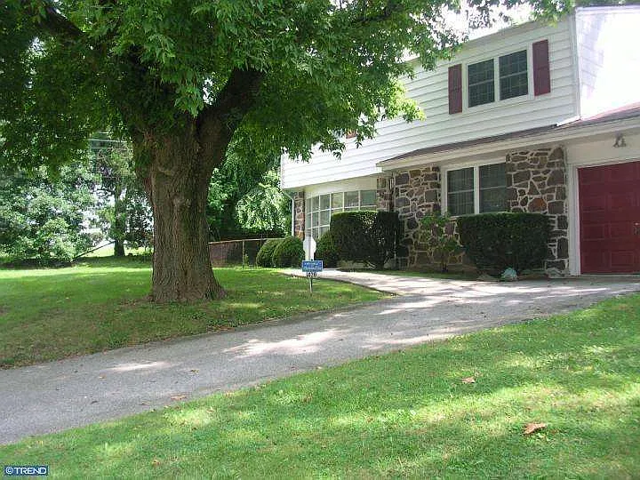 426 Ridge Pike photo 1