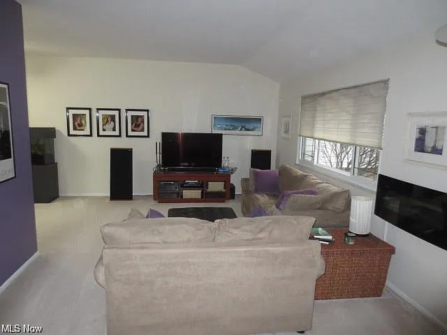 6593 Forest Glen Ave — Photo 5