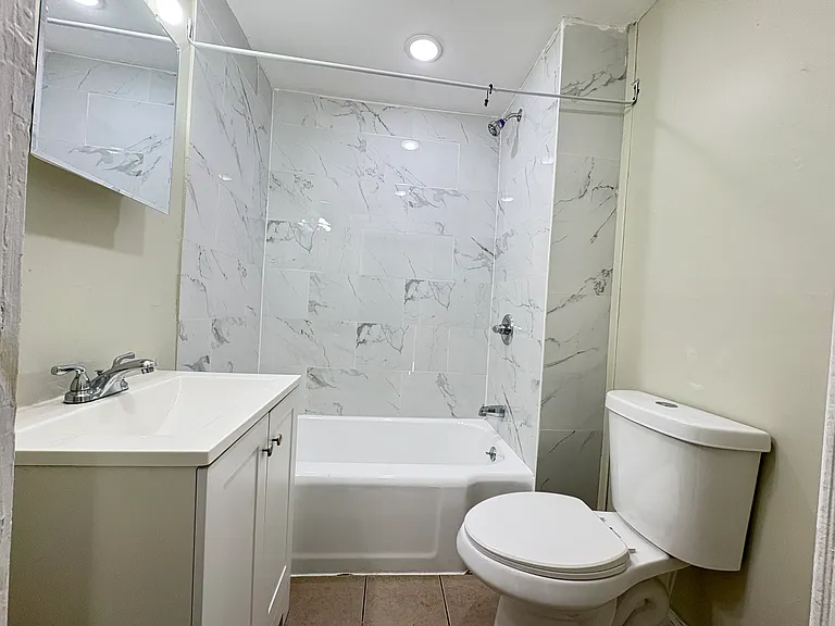 51-52 Hawkins St #2 — Photo 6