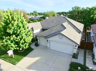 2916 Harbour View Ln, Elk Grove, CA 95758
