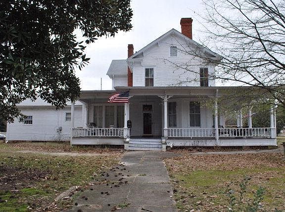 2nd image of 412 McCaskill Ave