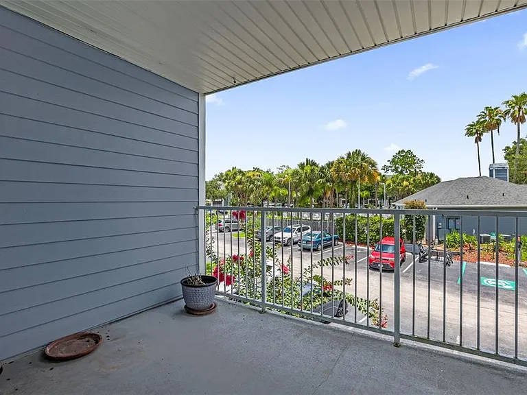 2508 Grassy Point Dr #202 — Photo 2