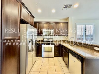 806 Equinox Loop, Lincoln, CA, 95648
